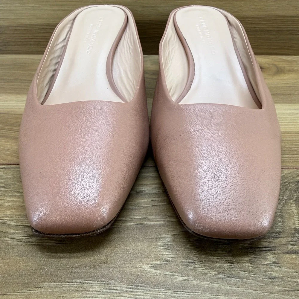 Club Monaco Square Toe Mules Womens 8.5 EU 38.5 Nude Leather Low‎ Heel